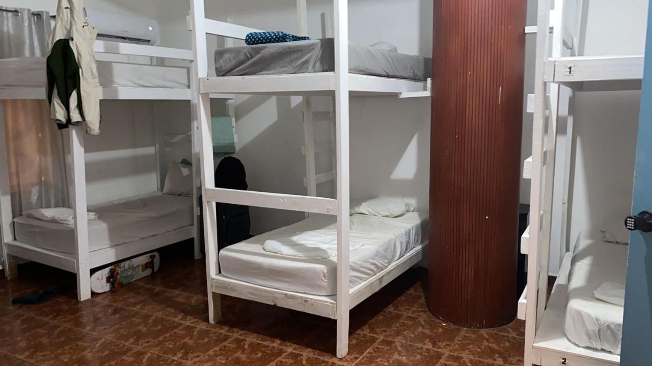 Beach Dorms ซานฮวน ภายนอก รูปภาพ